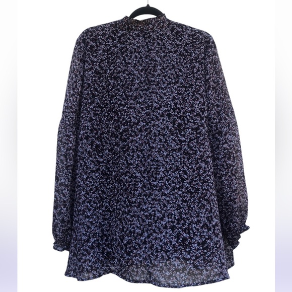 Lane Bryant dark cottagecore floral blouse 18 - Picture 2 of 8